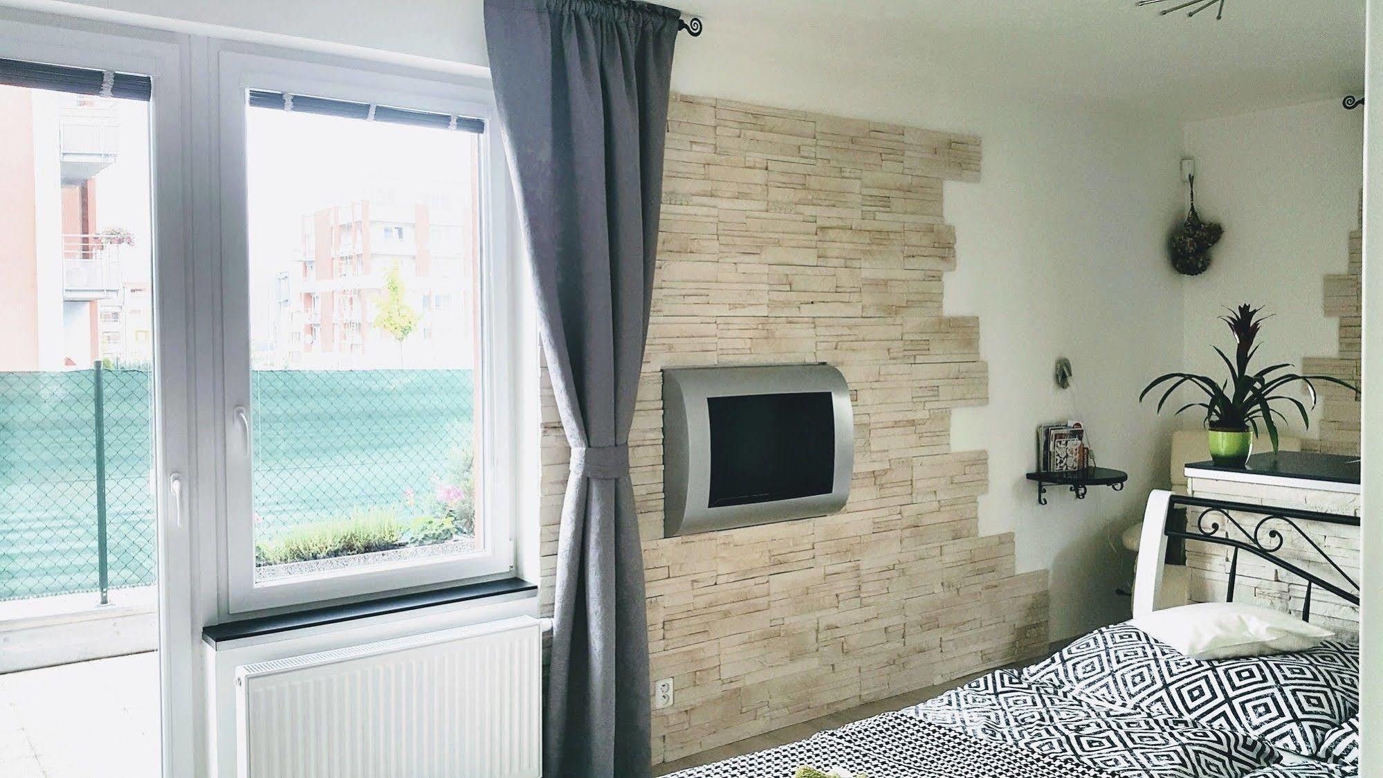 Bastien Studio Near Airport Praag Buitenkant foto