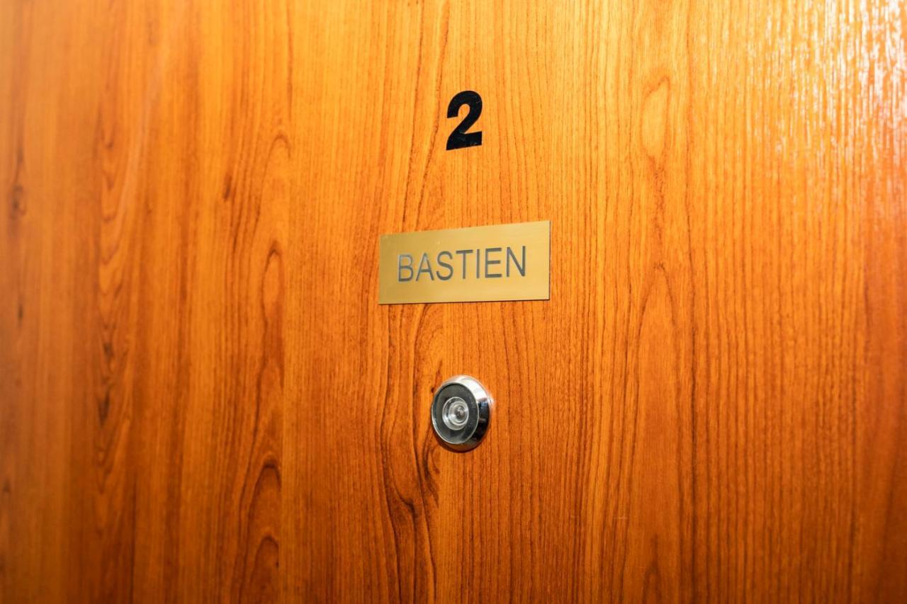 Bastien Studio Near Airport Praag Buitenkant foto